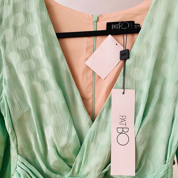 🌺🌺PatBO Satin Jacquard Dot Belted
Plunge Neck Midi Dress Aqua Mint🌺🌺 - Picture 2 of 8